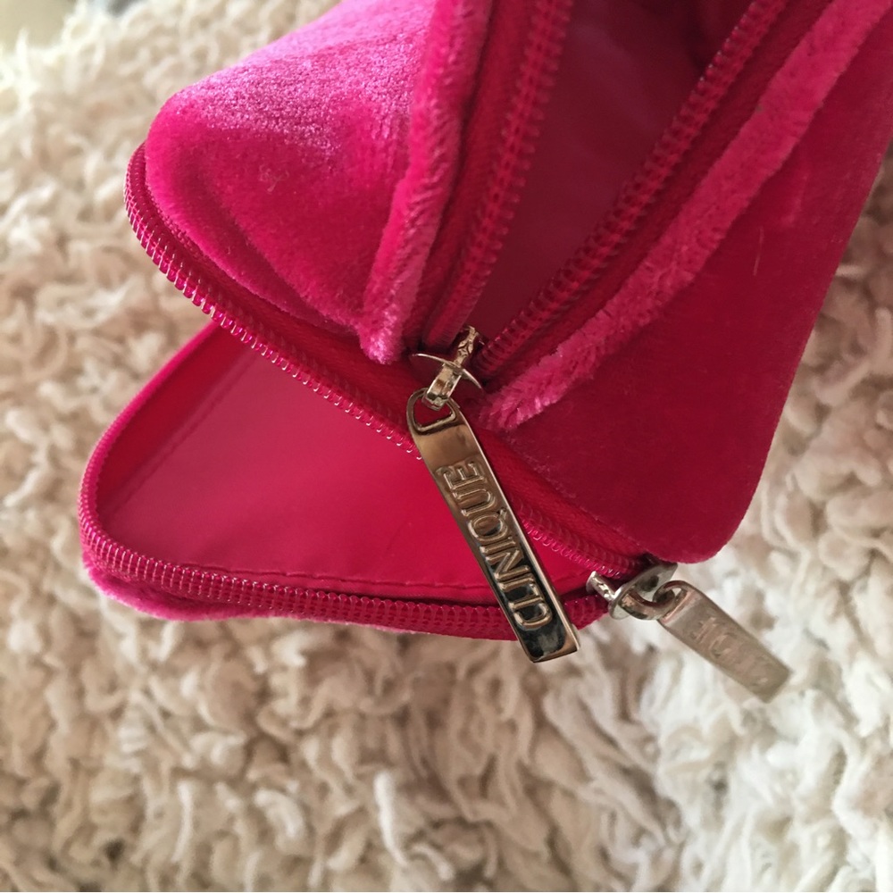 Clinique velvet velour fuzzy Barbie pink fuschia makeup pencil case organizer - Picture 5 of 9